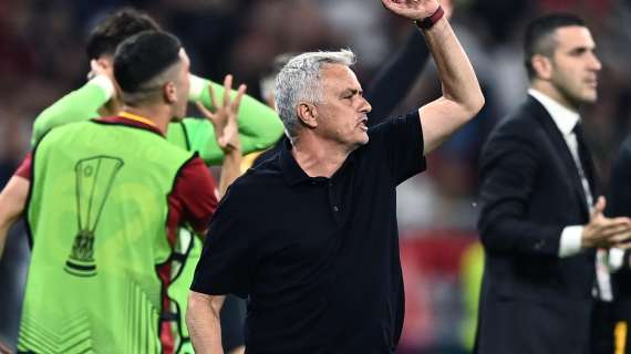 Mourinho: "Non sono in guerra con Pinto, ma anche se arrivasse Mbappé saremmo in ritardo sul mercato"