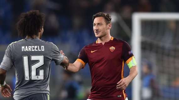 Teo Teocoli: "Totti forever young per eccellenza del calcio"