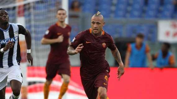 Instagram, Nainggolan scherza in piscina: "Che squadra di pippe". VIDEO!