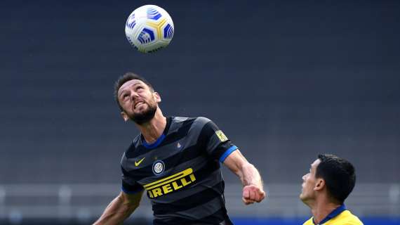 Inter, probabile forfait di de Vrij per il match contro la Roma 