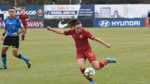 Roma Femminile, Serturini dopo l'allenamento a Ostia: "Campo diverso, stessi obiettivi"