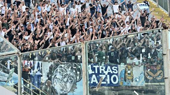 Lazio: "Rinvenuti oggetti atti a offendere durante un'operazione di controllo. Il gruppo di tifosi è oggetto di fermo della polizia"