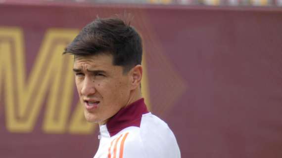 Shomurodov esulta su Instagram: "Sempre avanti fino alla fine. Forza Roma"