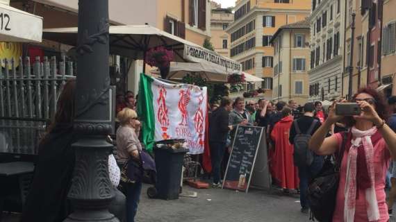Iniziata l'invasione dei tifosi del Liverpool nella Capitale: "We love Lazio"