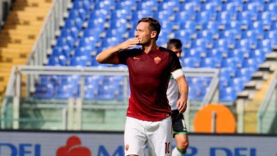 Twitter, Opta: "Totti terzo per presenze in Serie A"