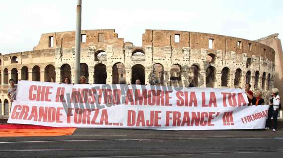 Striscione al Colosseo per Totti: "Il nostro amore sia la tua grande forza... daje Francè". FOTO!