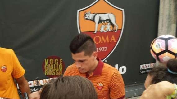 Iturbe e Di Livio firmano autografi. FOTO! VIDEO!