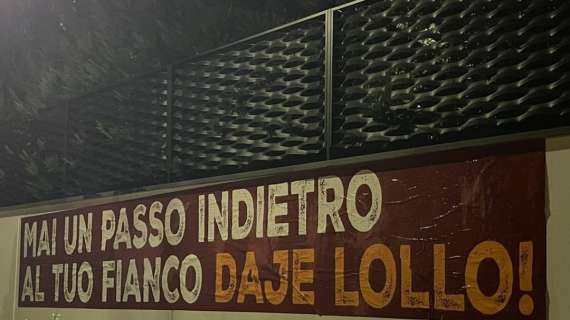 Striscione per Pellegrini: "Mai un passo indietro. Al tuo fianco". FOTO!