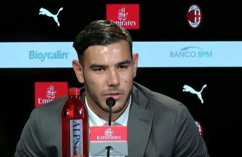 "Lesione capsulo-legamentosa" per Theo Hernandez