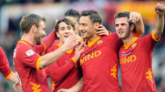 Altra vittoria del gruppo. Una doppietta di Totti regala la terza vittoria consecutiva