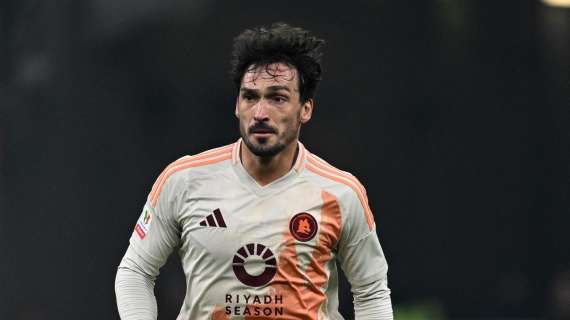 Hummels chiarisce sui social il suo rapporto con Ranieri: "Pazzesco come qualcuno dica che abbia criticato Ranieri"