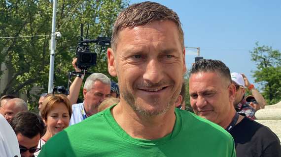 Totti: "Spero che la Roma possa tornare grande. Ranieri? Uno dei pochi che riesce a trasmettere cose positive". VIDEO!