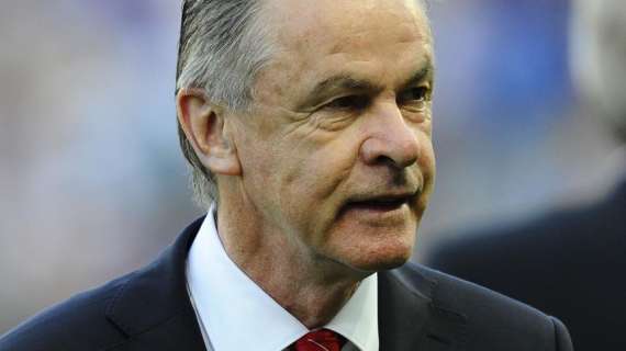 Hitzfeld, Ct Svizzera: "Inler-Behrami? Decido io chi giocherà"