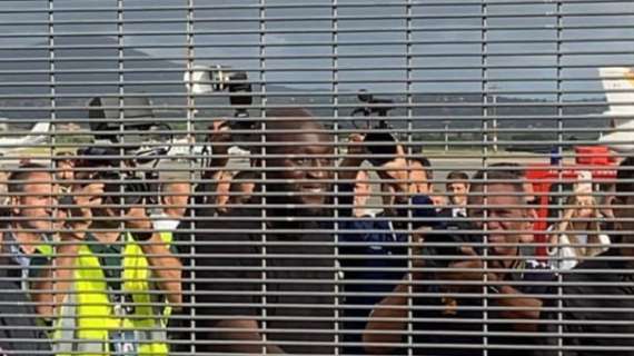 L'arrivo di Lukaku a Ciampino e il saluto ai tifosi. VIDEO!
