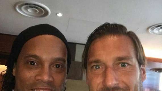 Instagram, Totti con Ronaldinho durante la finale del Mondiale di Russia. FOTO!