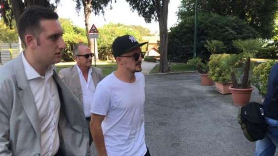 COMUNICATO AS ROMA - Mario Rui al Napoli in prestito con obbligo d'acquisto a 5,5 milioni di euro più bonus