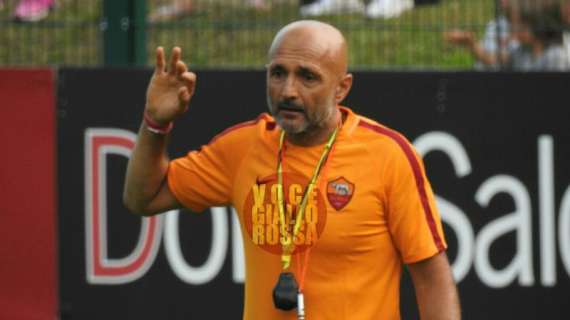 Spalletti: "C'è entusiasmo, non mi aspettavo tutta questa gente. Totti? È arrivato con la testa giusta"