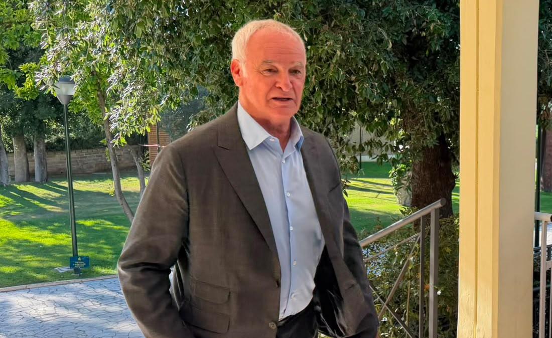Ranieri alla presentazione del libro di Zazzaroni: "Solo in Italia siamo malati di tattica. Dobbiamo investire sui giovani allenatori"