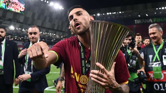 Pellegrini: "Alzare un trofeo con la Roma era il sogno della mia vita"