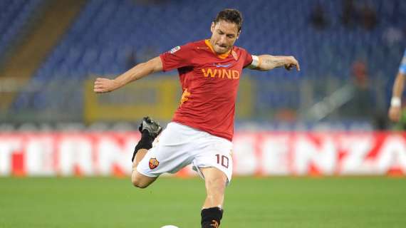 Pranzo di fine stagione della Roma, Totti: "Speravamo Luis Enrique rimanesse, Montella ha grande carattere"