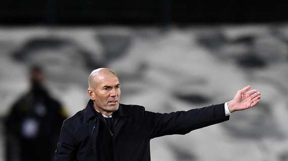 Zidane chiude al PSG ma ammette: "Il calcio è la mia passione, vorrei allenare ancora"