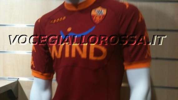 Presentazione maglie: Riise, Rosi, Adriano, J. Sergio a Via Appia FOTO e VIDEO!