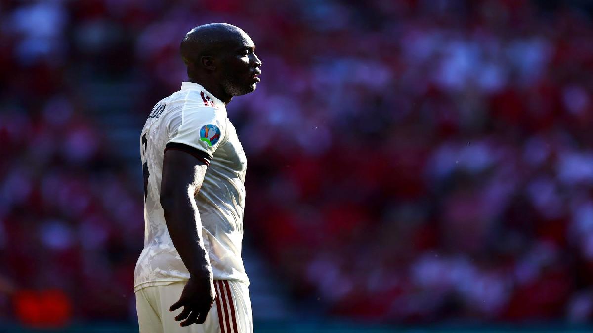 Chelsea, Lukaku indosserà la maglia numero 18. Almeno fino all'addio di  Abraham